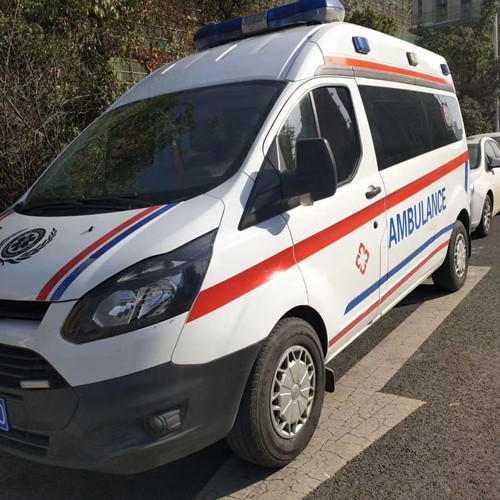 班玛品质救护车出租,为您的健康出行负责